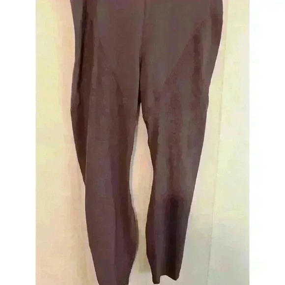 Lululemon High Rise Lab Embossed Nulu Yoga Tight 25" Women's Size 12‎ Color TDAM - Picture 3 of 4